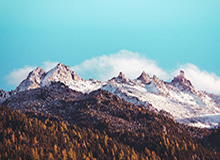 九游体育-今日凌晨，詹姆斯一行已抵达上海虹桥机场